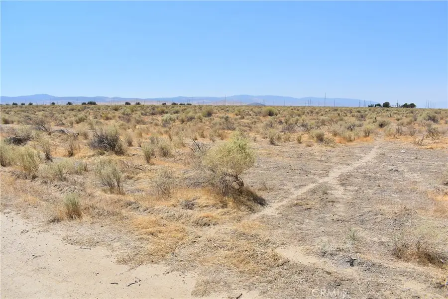 10500 W Avenue B-2, Lancaster, CA 93536 - Image #3