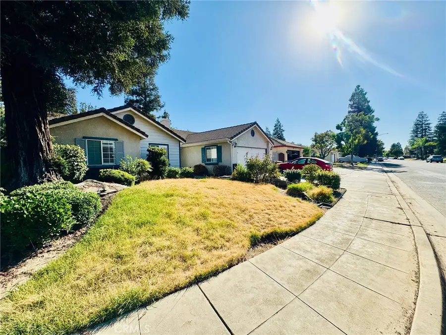 4189 W Providence Avenue, Fresno, CA 93722 - Image #3