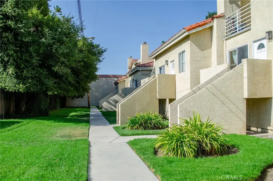 24115 Evans Avenue #1, Newhall, CA 91321 - Image #2