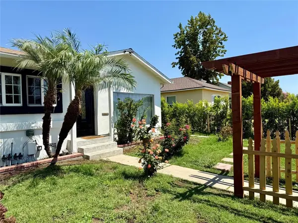 17119 Saticoy Street, Van Nuys, CA 91406