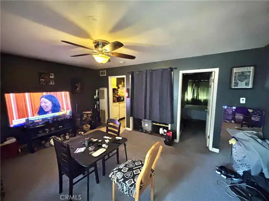 723 E 6th Street #E, Long Beach, CA 90802 - Image #3