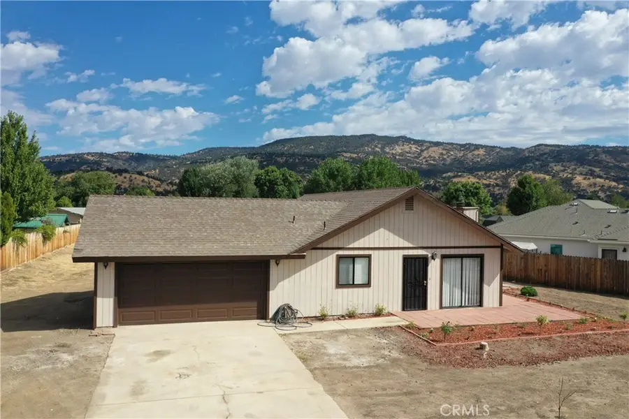 30001 Caddy Lane, Tehachapi, CA 93561 - Image #3