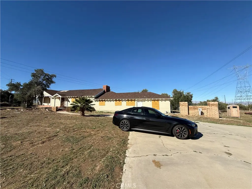 8539 W Avenue L, Lancaster, CA 93536 - #1