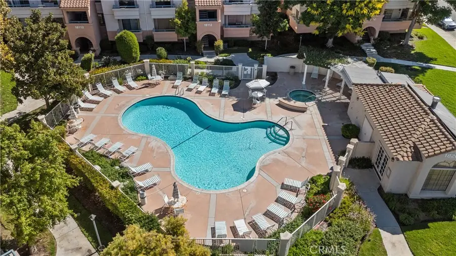 18117 Erik Court #413, Canyon Country, CA 91387 - Image #3