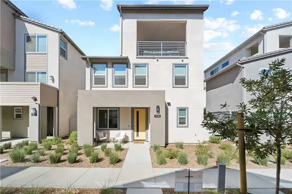 27318 Maverick Place, Valencia, CA 91381