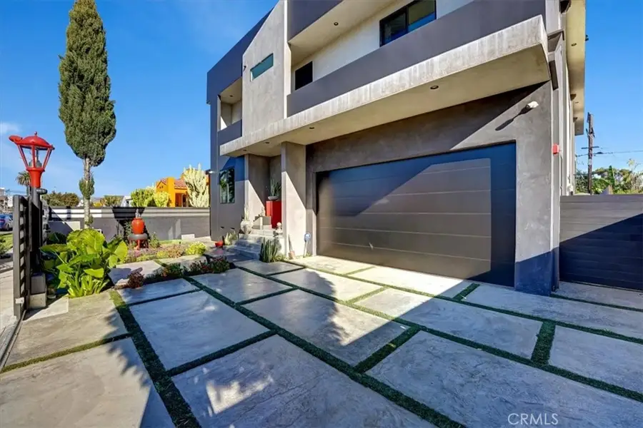 2012 S Curson, Los Angeles, CA 90016 - #2