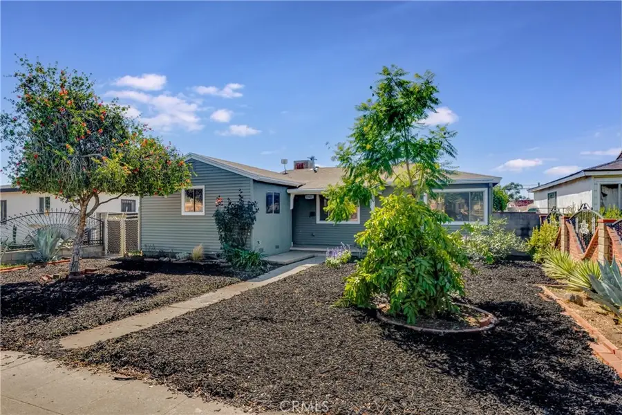 11023 Laurel Canyon Boulevard, San Fernando, CA 91340 - Image #2