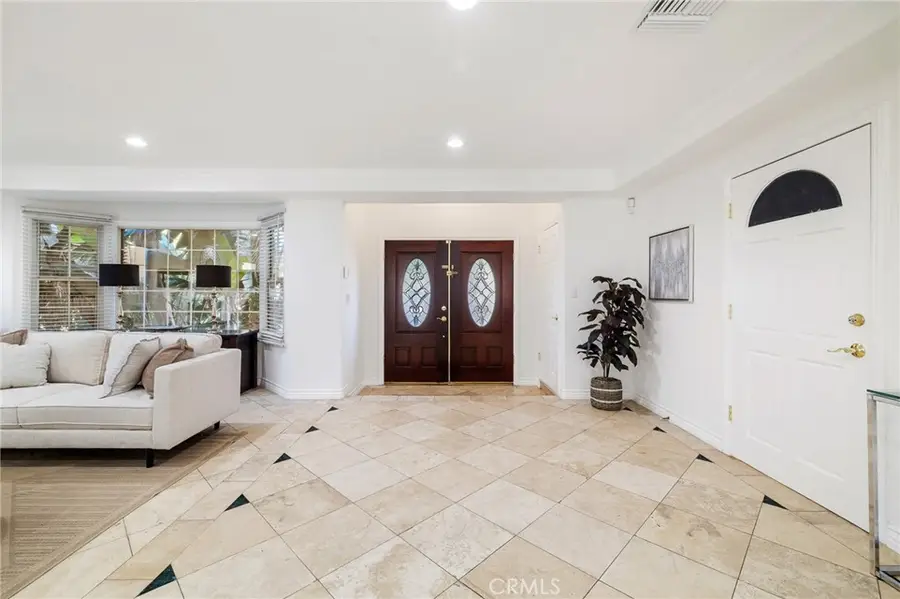 4115 Laurelgrove Avenue, Studio City, CA 91604 - Image #3