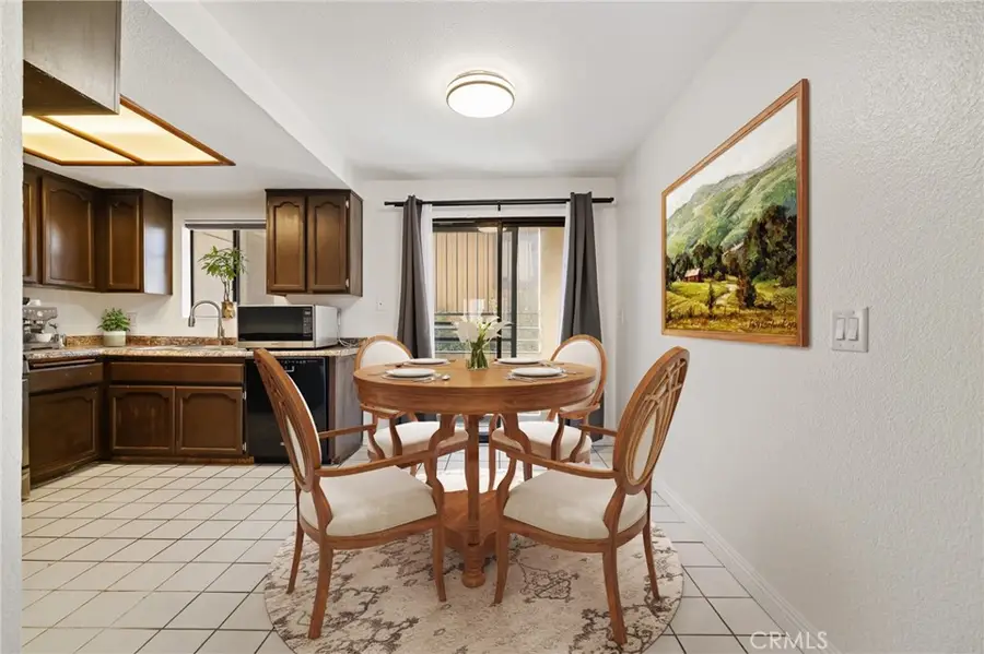 4055 W Rosecrans Avenue #2, Hawthorne, CA 90250 - Image #3