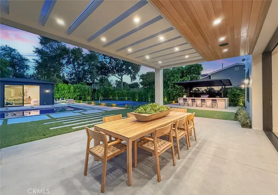 23416 Califa Street, Woodland Hills, CA 91367 - Image #2