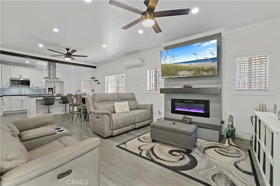 1023 W 51st, Los Angeles, CA 90037 - Image #3