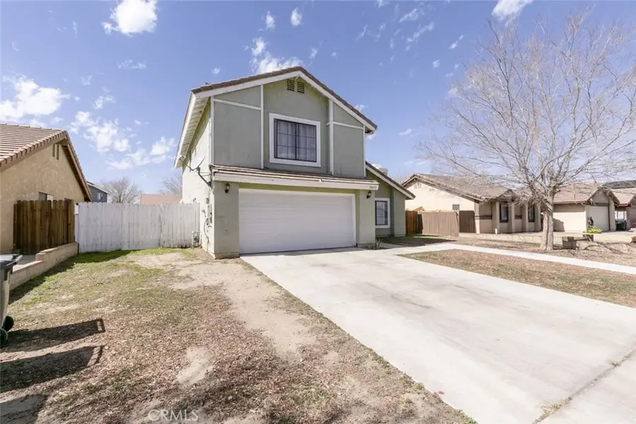 38633 Angele Trumpet Court, Palmdale, CA 93550 - Image #3