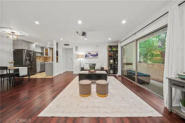 5215 Balboa Boulevard #203, Encino, CA 91316