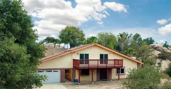 7254 Studio Road, Canoga Park, CA 91304