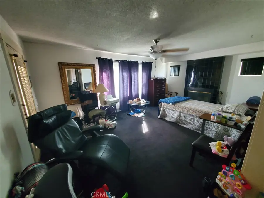 1933 W 43rd Place, Los Angeles, CA 90062 - Image #2