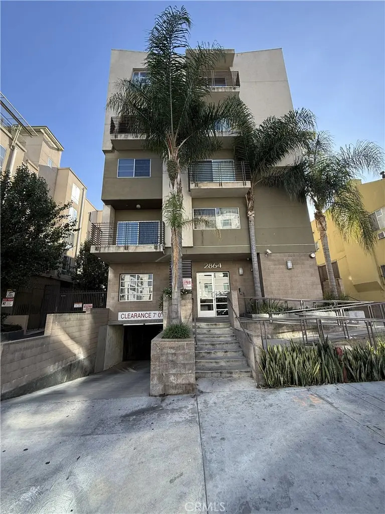 2864 Sunset #205, Los Angeles, CA 90005 - Image #2