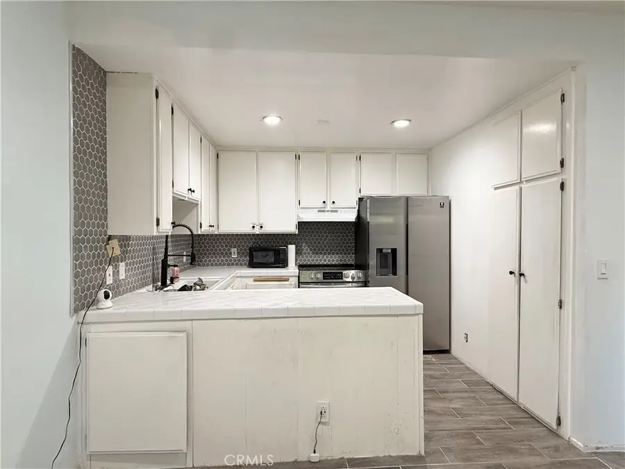 6815 Remmet #122, Canoga Park, CA 91303 - Image #3