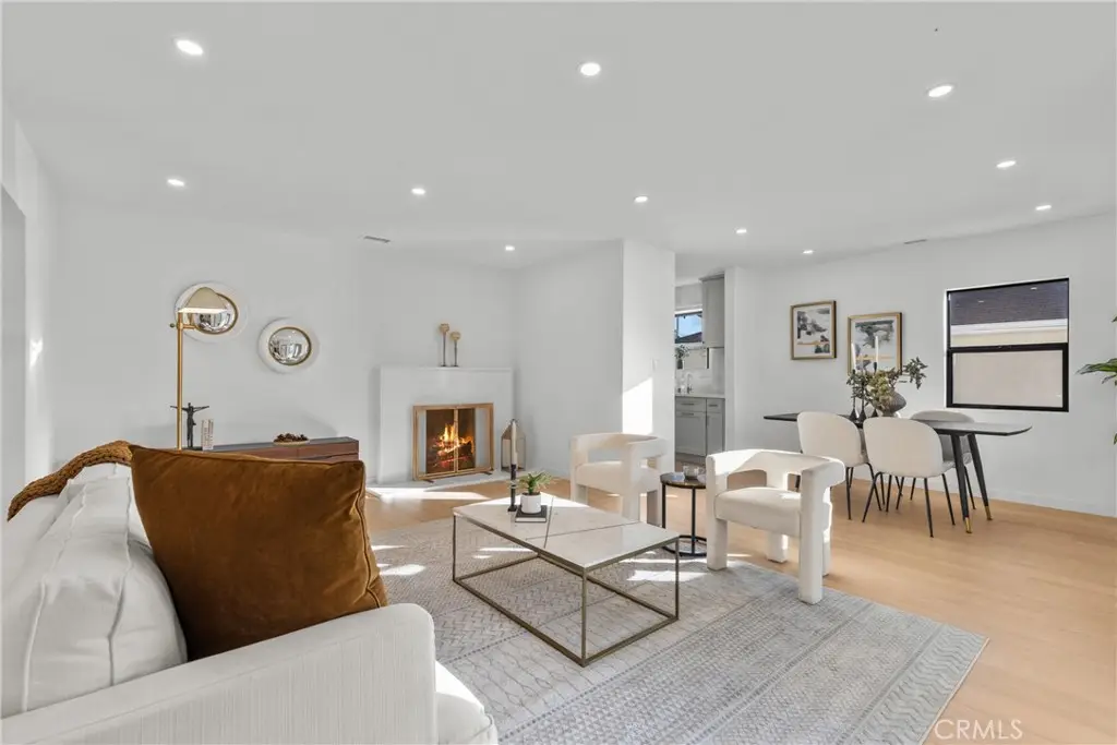 1724 S Fairfax, Los Angeles, CA 90019 - #1