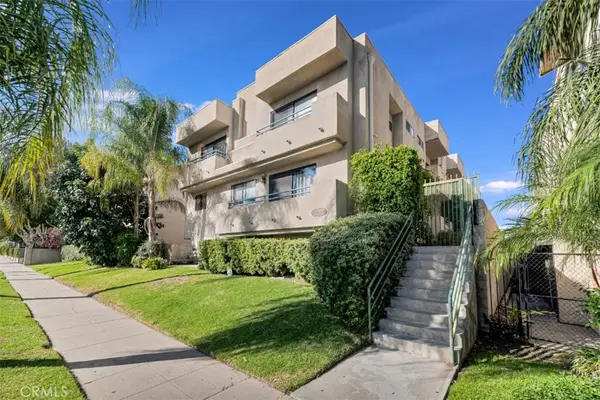 17221 Chatsworth Street #104, Granada Hills, CA 91344