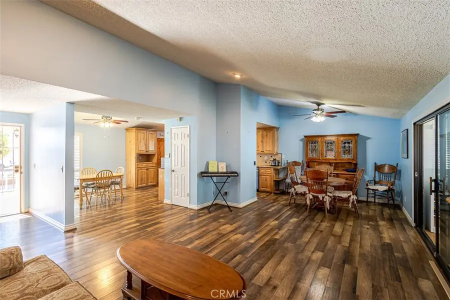 20545 Gresham Street, Winnetka, CA 91306 - Image #3