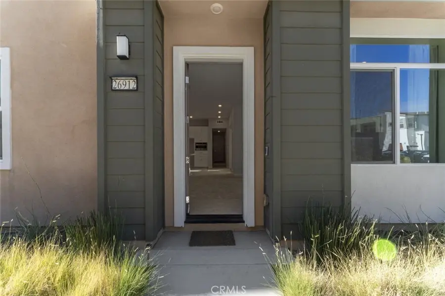 26912 Winding Trail Court, Valencia, CA 91381 - Image #2