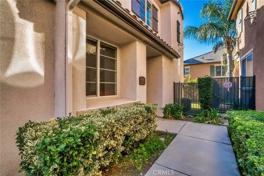 19336 Opal Lane, Saugus, CA 91350 - Image #2