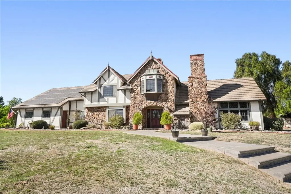 32852 Agua Dulce Canyon Road, Agua Dulce, CA 91390 - Image #1