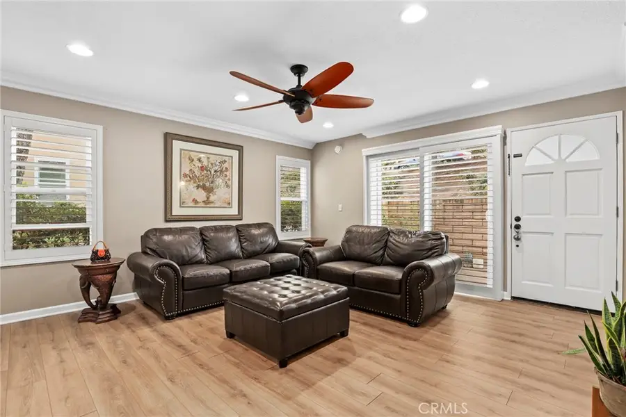 28126 Seco Canyon, Saugus, CA 91390 - Image #3