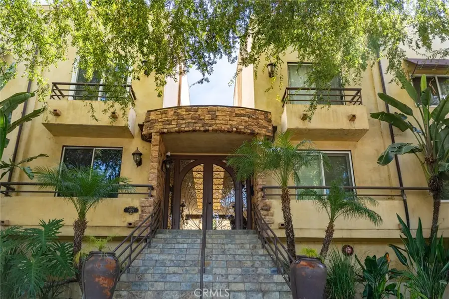 4128 Whitsett #101, Studio City, CA 91604 - Image #2