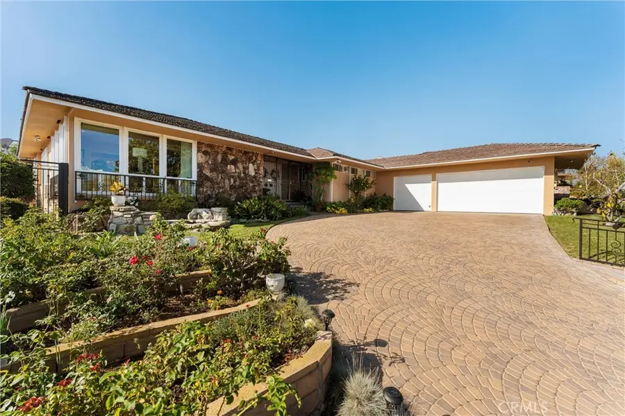 4845 Parkglen, View Park Windsor Hills, CA 90043 - #3