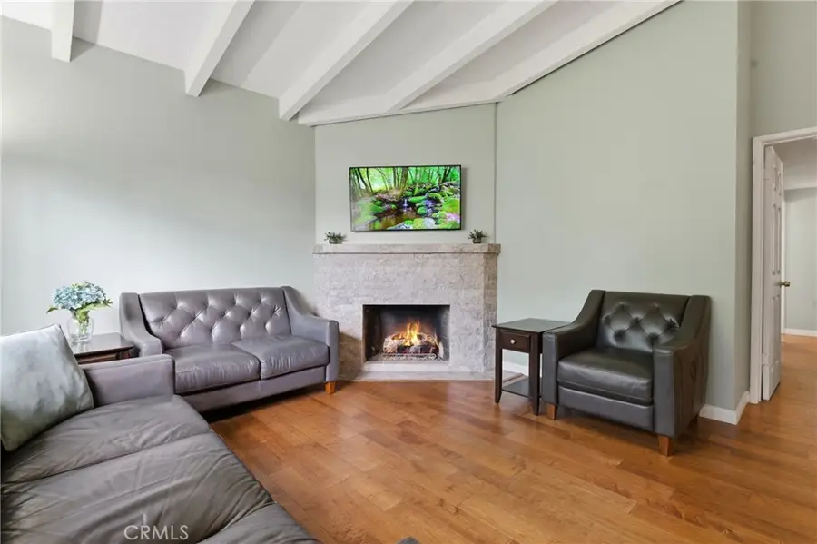 22616 Dolorosa Street, Woodland Hills, CA 91367 - Image #3