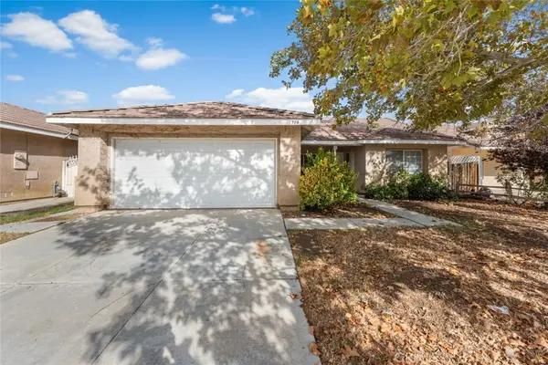 3719 Cedarwood Court, Rosamond, CA 93560