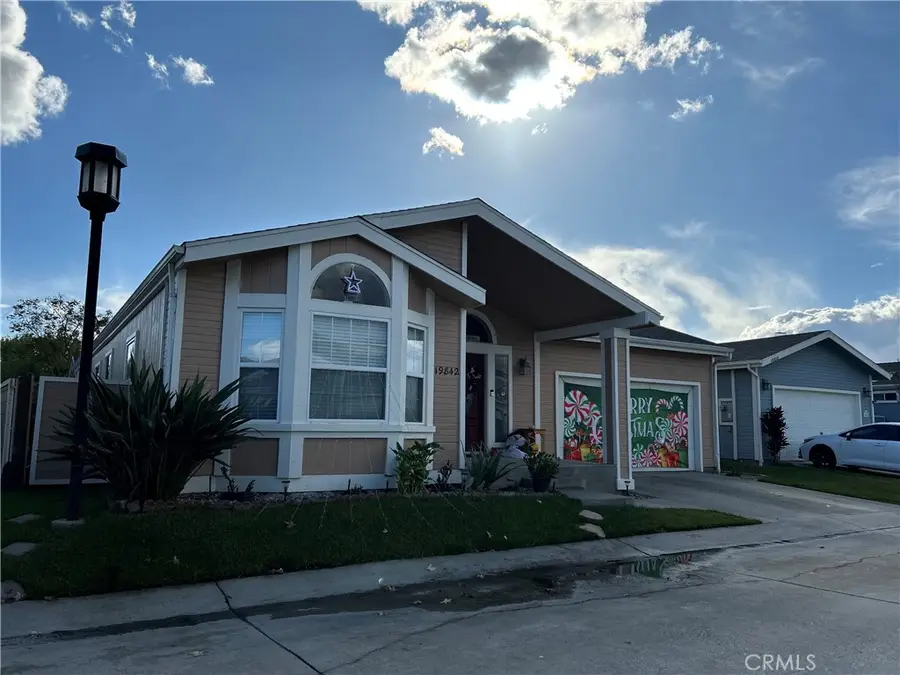 19842 Emerald Creek Drive, Canyon Country, CA 91351 - #2