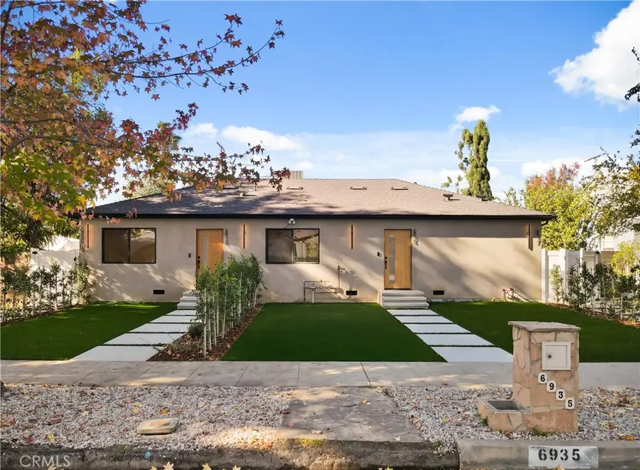 6935 Jellico Avenue, Lake Balboa, CA 91406 - Image #2