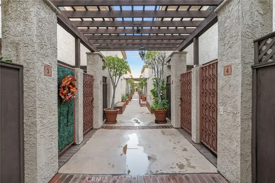 9210 Van Nuys Boulevard #14, Panorama City, CA 91402 - Image #3