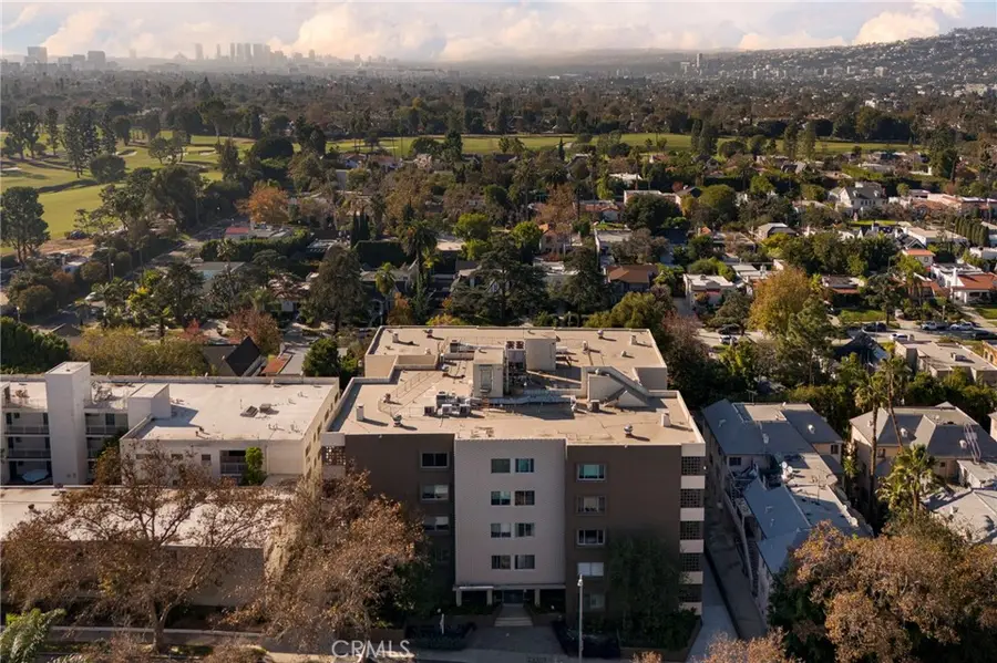 531 N Rossmore Avenue #202, Los Angeles, CA 90004 - Image #2