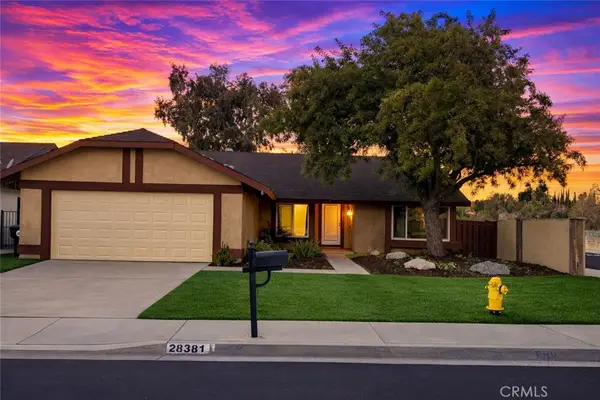 28381 Robin, Saugus, CA 91350