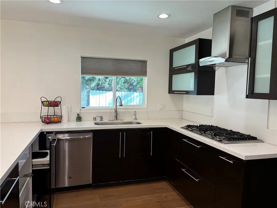 21817 Providencia Street, Woodland Hills, CA 91364 - Image #2