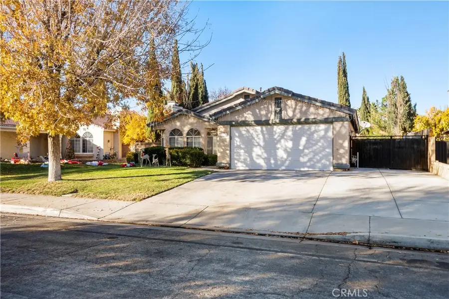 1565 Astoria Ave, Lancaster, CA 93535 - Image #2