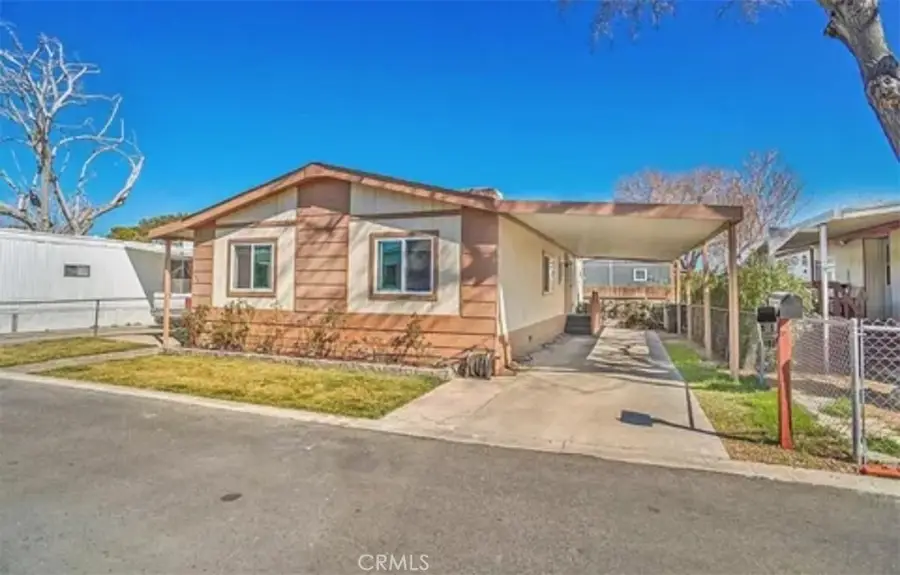 43850 20th E, Lancaster, CA 93535 - Image #2