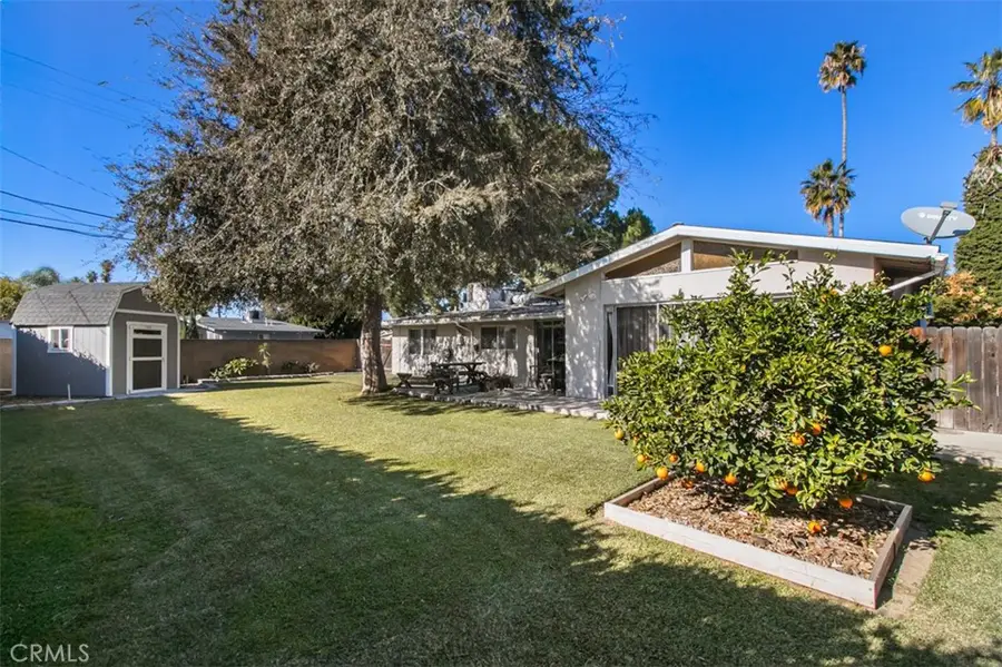 19462 Arminta, Reseda, CA 91335 - Image #3