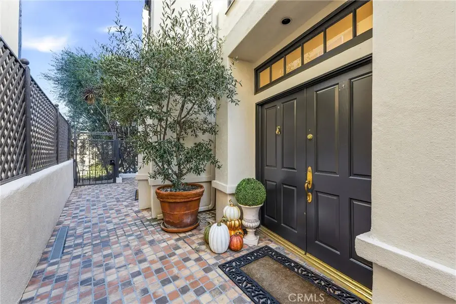 14100 Dickens St #2, Sherman Oaks, CA 91423 - Image #3