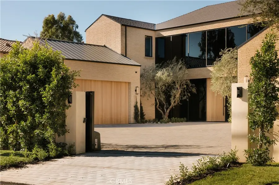 4543 Densmore Avenue, Encino, CA 91436 - #3