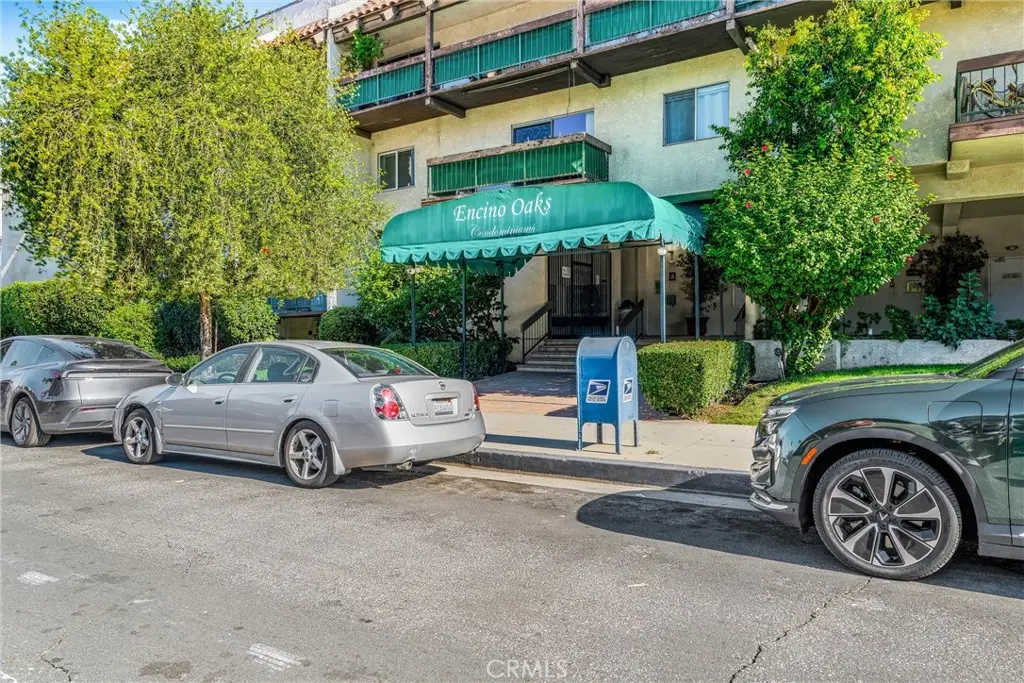 5460 White Oak #F303, Encino, CA 91316 - #1