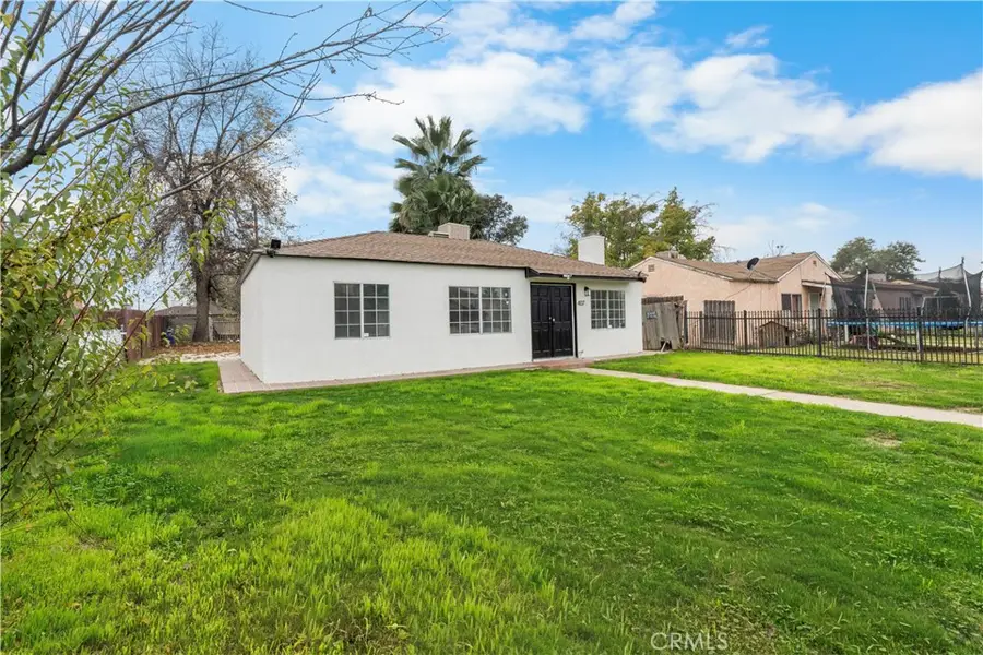 407 4th, Bakersfield, CA 93304 - #3
