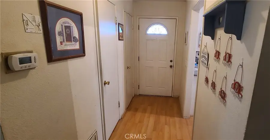 22104 Alamogordo, Saugus, CA 91350 - #3