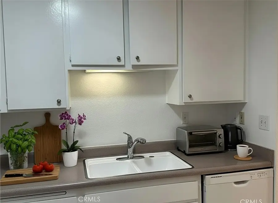 10770 Woodley #7, Granada Hills, CA 91344 - Image #3