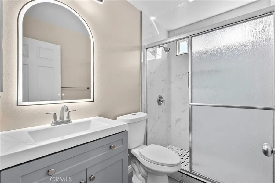 9447 Hendrix, North Hills, CA 91343 - #3