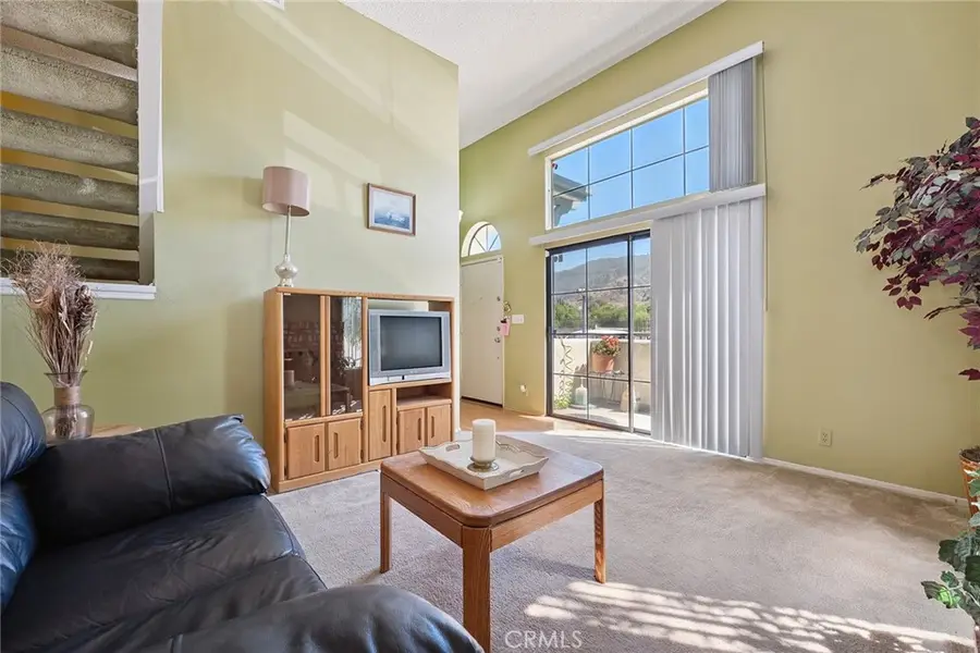 14325 Foothill Boulevard #34, Sylmar, CA 91342 - #3