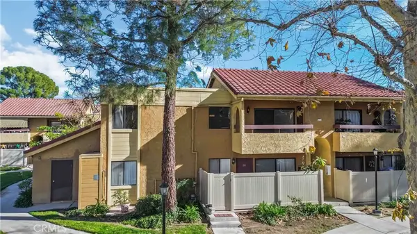 18750 Mandan Street #1102, Canyon Country, CA 91351